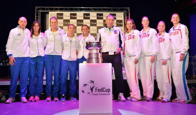 Tennis, Fed Cup: apre Vinci-Panova, Barazzutti fa il pompiere: "Pensiamo a giocare"