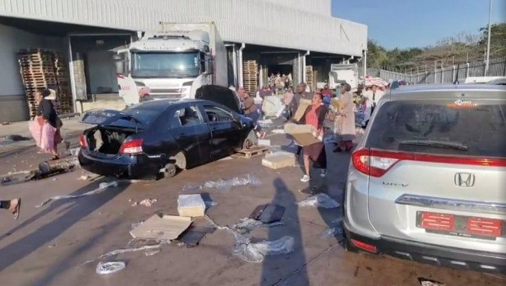 Fame e miseria: il Sudafrica in ginocchio dopo giorni di scontri