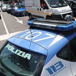 Brindisi, rapina in un supermercato: clienti minacciati con la pistola