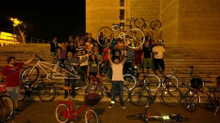 Critichella dell'Eur, in sella per chiedere "pi&ugrave; sicurezza e spazi per le bici"