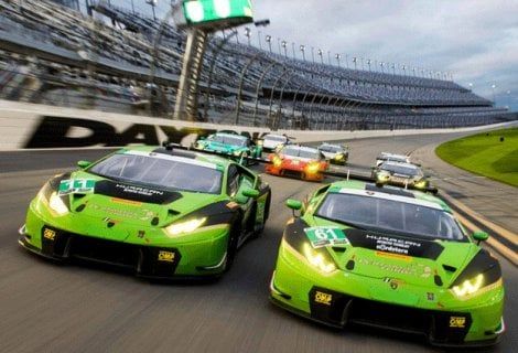 24 Ore di Daytona, show Lamborghini
