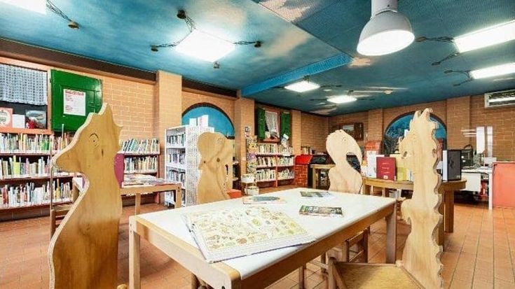 San Pietro in Casale, la biblioteca dei ragazzi chiusa tra le proteste. Colpa del buco di bilancio