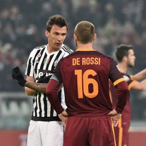Roma, De Rossi chiede scusa: "Dispiace per chi si è sentito offeso"