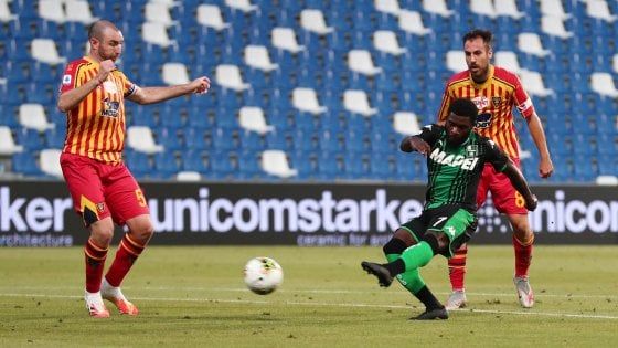 Sassuolo-Lecce 4-2: i neroverdi si confermano macchina da gol