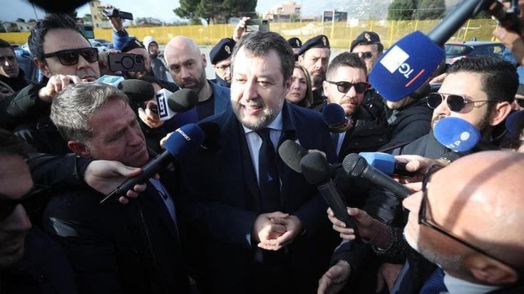 Open Arms, le motivazioni dell’assoluzione di Salvini. La Cassazione: “Non fu sequestro di persona”