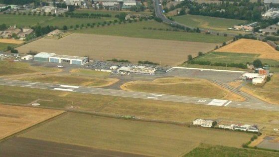 Aeroporto di Parma, dal rischio incidenti alla qualità dell'aria: le richieste a Enac 
