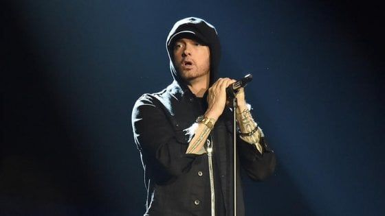 Spotify, Eminem è il più ascoltato per allenarsi. Si torna in forma al ritmo di Post Malone e Dua Lipa