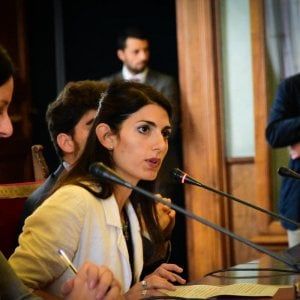 Grillo: ''Raggi dirà no  a Roma 2024''. Inutile l'incontro con Malagò?