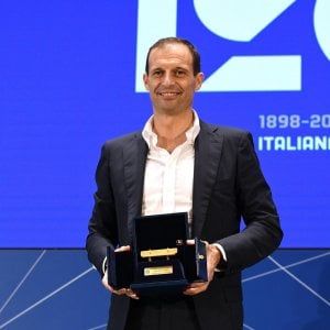 Juve, Allegri cerca casa a Torino: con un agente immobiliare vuole un alloggio da acquistare
