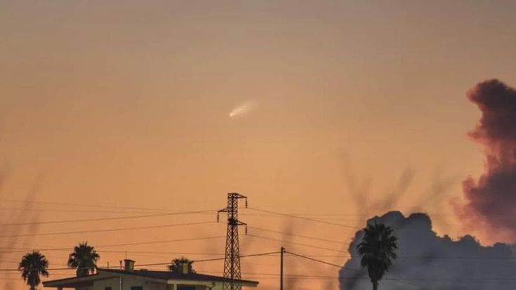Sui cieli della Puglia uno dei primi scatti italiani della ‘cometa del secolo’: "Presto visibile anche a occhio nudo"