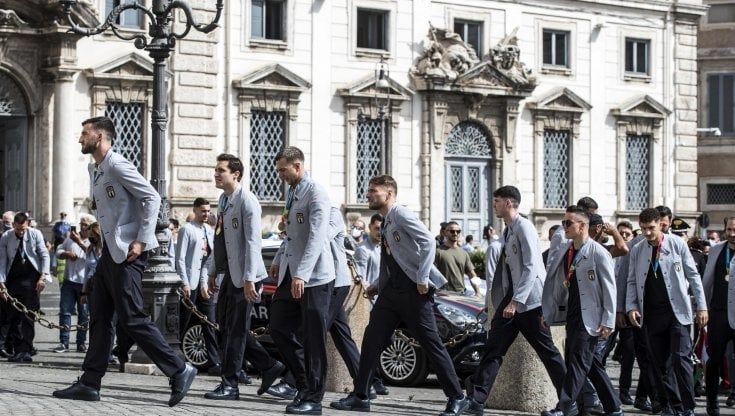Italia Campione d'Europa, Mattarella: "Avete meritato". Draghi "Da voi gioia e commozione" Chiellini: "Dedichiamo la vittoria ad Astori"