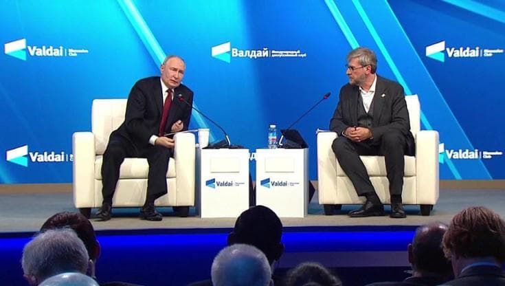 Russia: Putin: "In caso di attacco contro di noi inevitabile l'uso di tutte le armi disponibili"