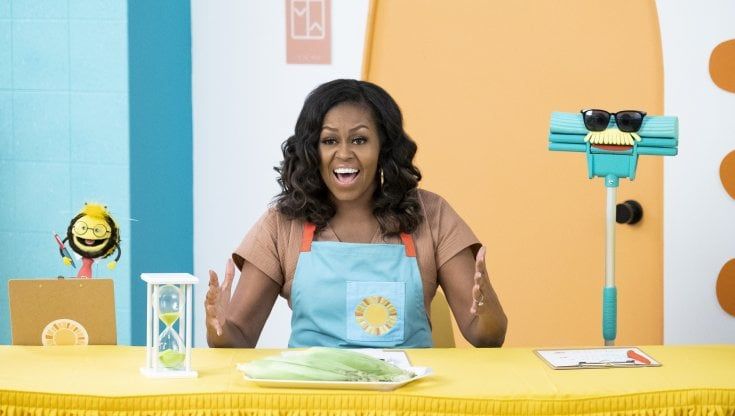 'Waffles + Mochi', la serie di Michelle Obama che insegna ai bambini come mangiare