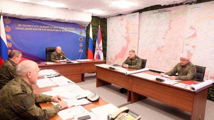 Mosca minaccia la Polonia: “Se fornisce droni è a rischio”. Putin apre alla Casa Bianca