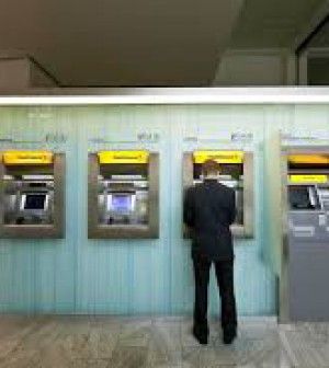 Si chiama Amar, la banca non gli fa avere un bonifico da 80 euro