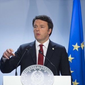 Cdm, in arrivo il Milleproroghe: sul tavolo rifiuti e tributi locali