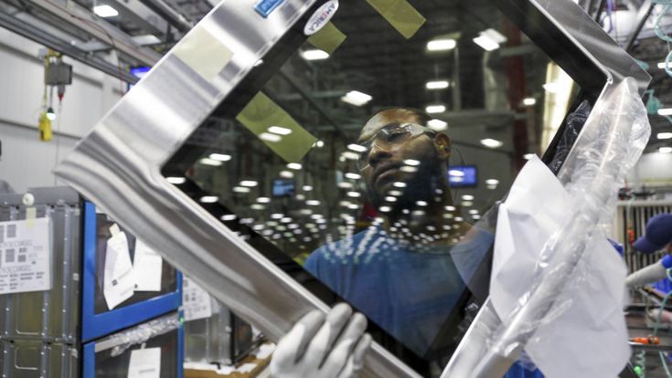 La rivoluzione delle Camere di commercio: faranno scuola di innovazione alle imprese
