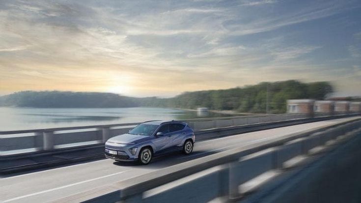 Kona Electric, il crossover coreano a batteria facile e versatile. La prova