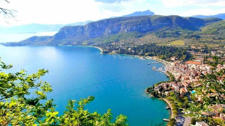 Goletta dei Laghi di Legambiente, il 50% dei punti monitorati in Lombardia è inquinato