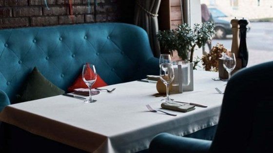  Fase 3, a Caserta ristoranti e pizzerie sold out a Ferragosto