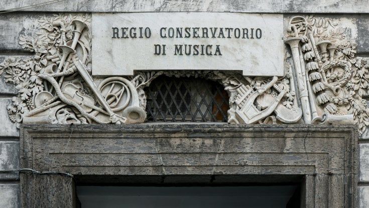  “Canta Carosone”, oggi alle 17 su Rep tv in diretta streaming dal Conservatorio la presentazione del libro di "Repubblica"