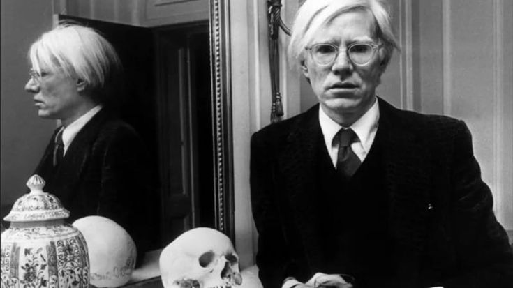Andy Warhol a Vieste, in mostra 40 opere al Castello Svevo Aragonese
