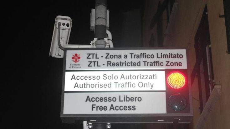 Stessi giorni, orari e regole, torna la Ztl notturna nel week-end