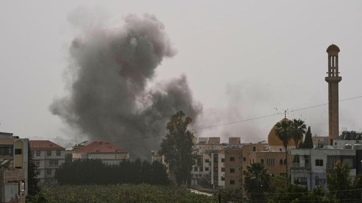 Guerra in Iran, le news di oggi. Trump: “Intesa o sarà l’inferno”. Ma sposta l’ultimatum a martedì