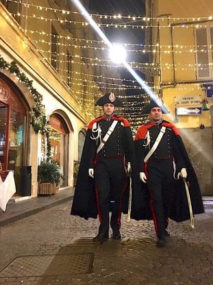 Natale, a Parma carabinieri in servizio in grande uniforme storica