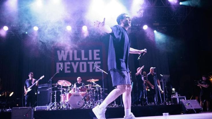 Willie Peyote, rap e band per la Trilogia sabauda: “L’Ai si può combattere facendo canzoni migliori”