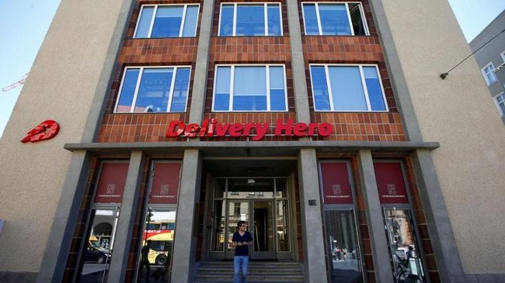 Delivery Hero accetta la fusione con Uber: la società che controlla Glovo valutata 13 miliardi