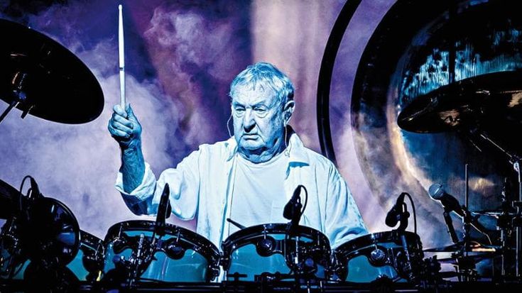Nick Mason: “Io, i Pink Floyd e quel dolore per Syd. Wish you were here fu il disco più difficile”
