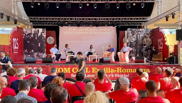 Fiom in festa con Zuppi e campo largo: Schlein, Conte, Fratoianni. “Senza il lavoro non c’è storia”