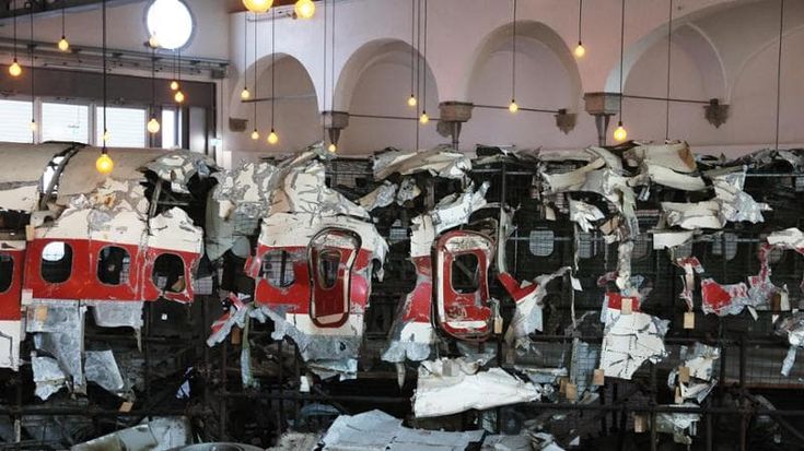 “Continuate a indagare sulla strage di Ustica, la verità non si archivia”