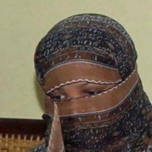 Pakistan, cancellata la condanna a morte per Asia Bibi. Islamisti in piazza: "Morte ai giudici"