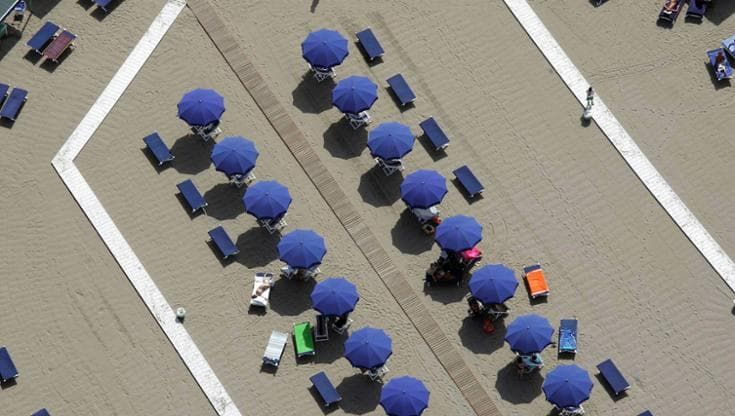 Stabilimenti balneari aperti anche d'autunno: Forte dei Marmi allunga la stagione al 2 novembre