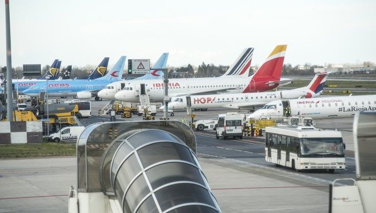 Trasporto aereo, domani lo sciopero. Ita cancella 42 voli