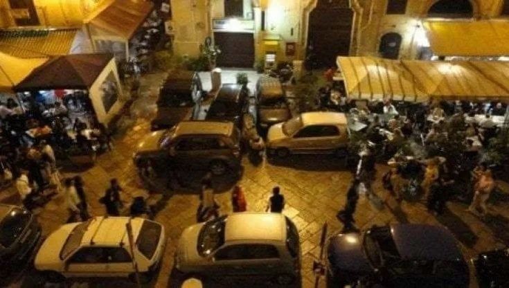 Movida violenta a Palermo, l'appello social: "Aiutatemi a trovare chi ha pestato mio fratello"