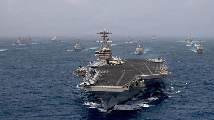 Pioggia di missili per Hormuz, Teheran chiude il traffico navale. Ma Trump nega: “Lo controllo io”