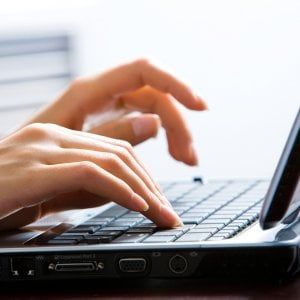 Conto alla rovescia per l'e-fattura, arriva la Guida delle Entrate
