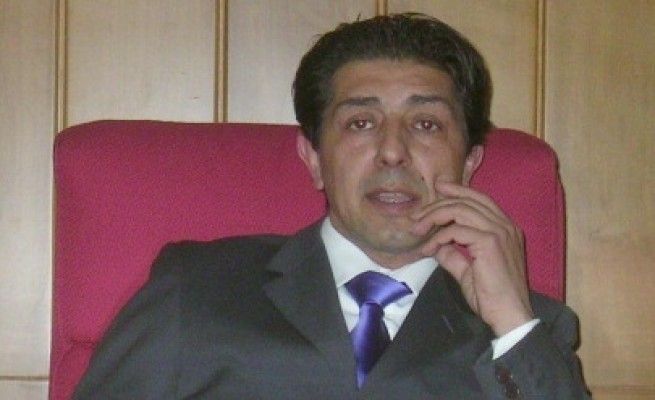 "Paga 5mila euro e avrai i lavori",<br />arrestato sindaco Pd nel Foggiano