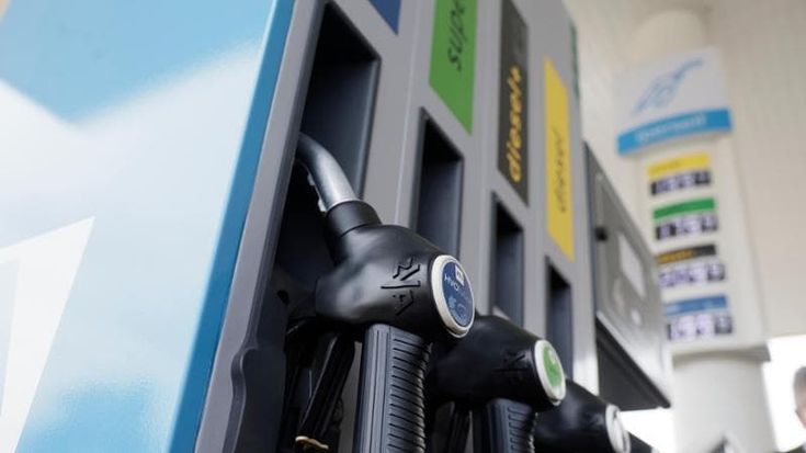 Taglio delle accise, adeguamento lento. Lo sconto si ferma a 14 centesimi