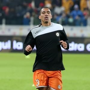 Napoli, si chiude il cerchio per Allan: le chiavi sono Inler e Zapata