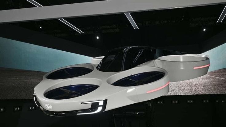 Subaru, fantasia al potere con Sport Mobility concept e un’auto volante