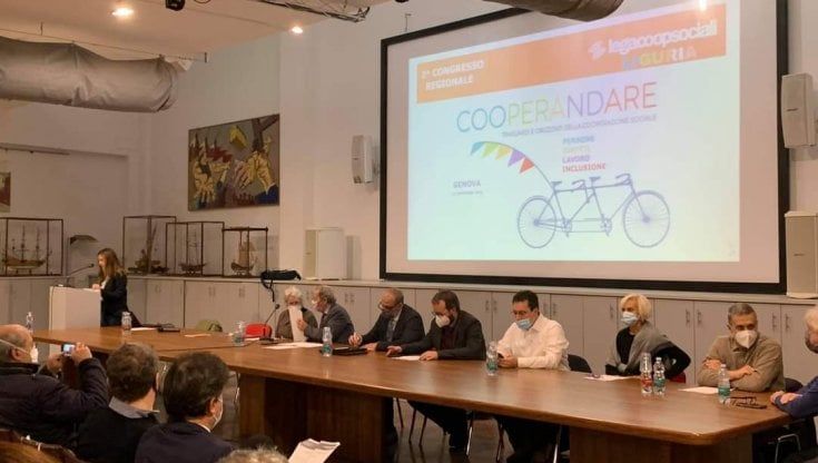 Legacoop: povertà, un ligure su cinque è a rischio