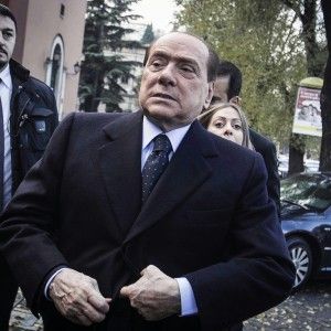 Berlusconi e il Colle: "Non metter&ograve; veti a candidato Pd"