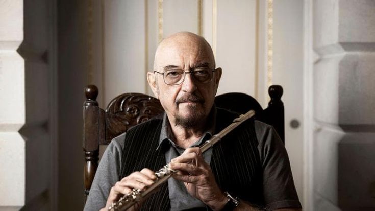 Note(s), Ian Anderson riporta i Jethro Tull al Colosseo