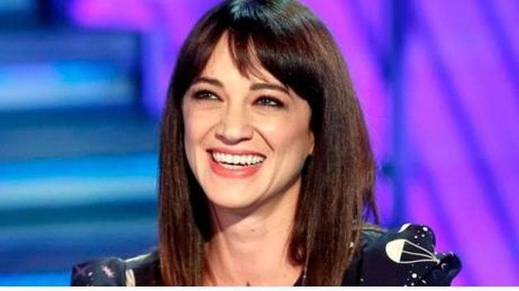 Asia Argento: “La mia rinascita dopo la lotta con l'alcol. Con Anthony Bourdain ci siamo amati”