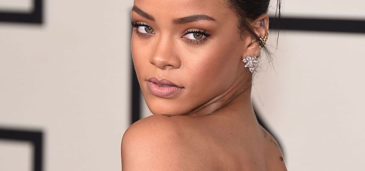 Rihanna: "Sono una bambina con sogni molto ambiziosi"