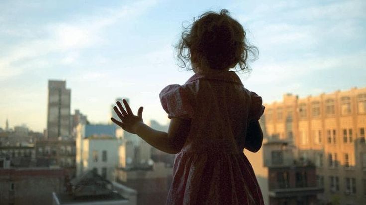 Meglio il truffatore del giustiziere. Che dolcezza le lettere sul dolore